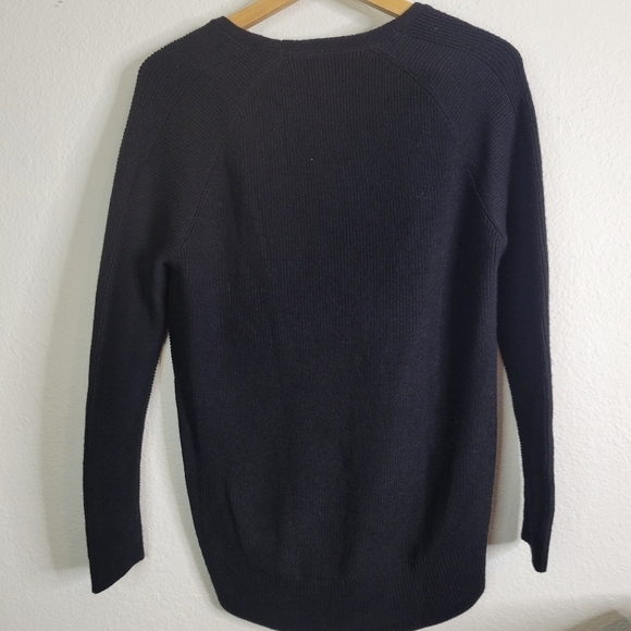 Athleta merino wool blend Vneck sweater - Picture 2 of 7